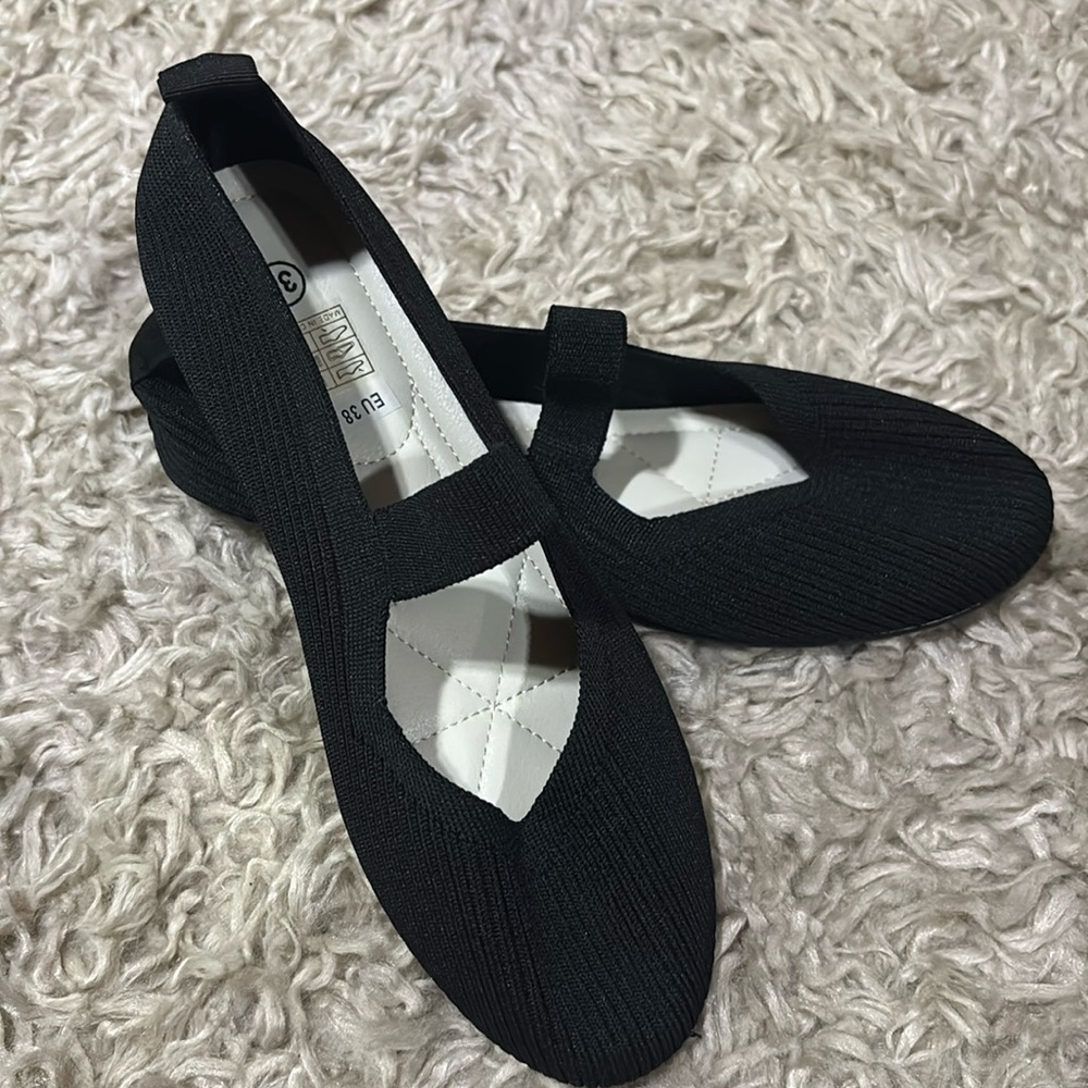 Women’s slip on ballerina flats brand new